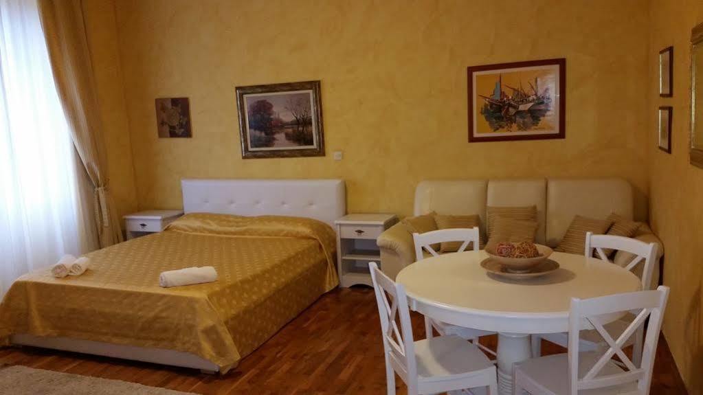Apartments Villa Rossella 1 Ρόβινι Εξωτερικό φωτογραφία